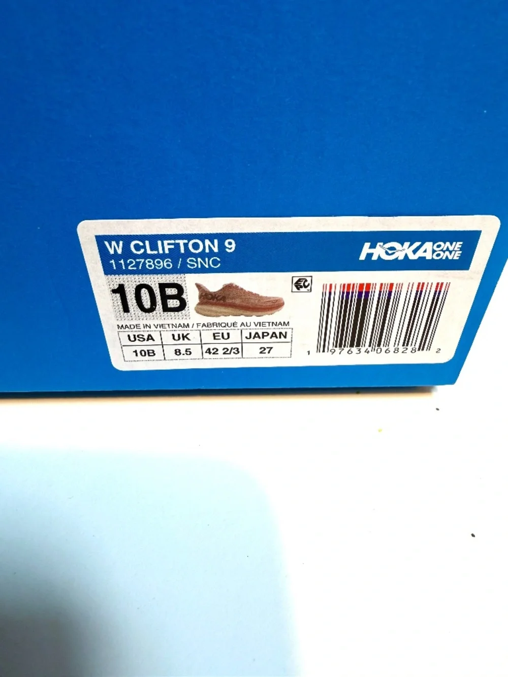 ☀️ HOKA Clifton 9 SNC Running Shoes. used but With Box. Sz 10 B